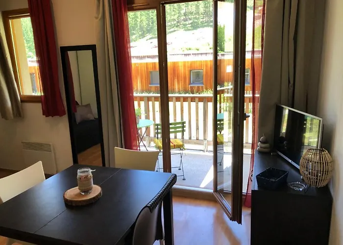 Studio vue piste + parking souterrain privatif inclus